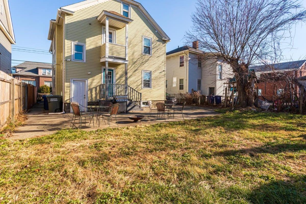 דירות ברידג'פורט The Blue Sapphire 2Br 2 King Beds & Ample Backyard מראה חיצוני תמונה